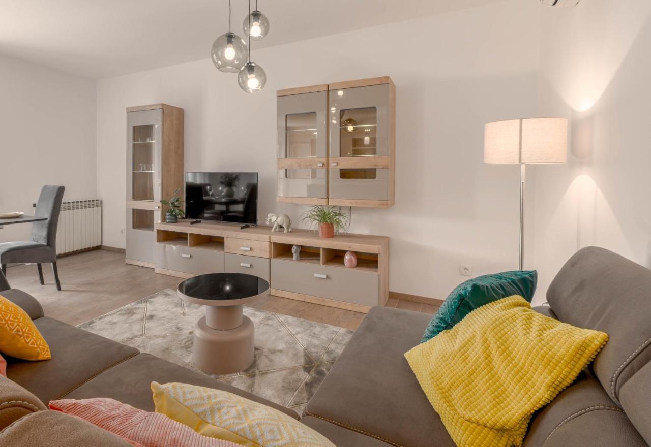 Newly Renovated Holiday Apartment Sirius Poreč Exterior foto
